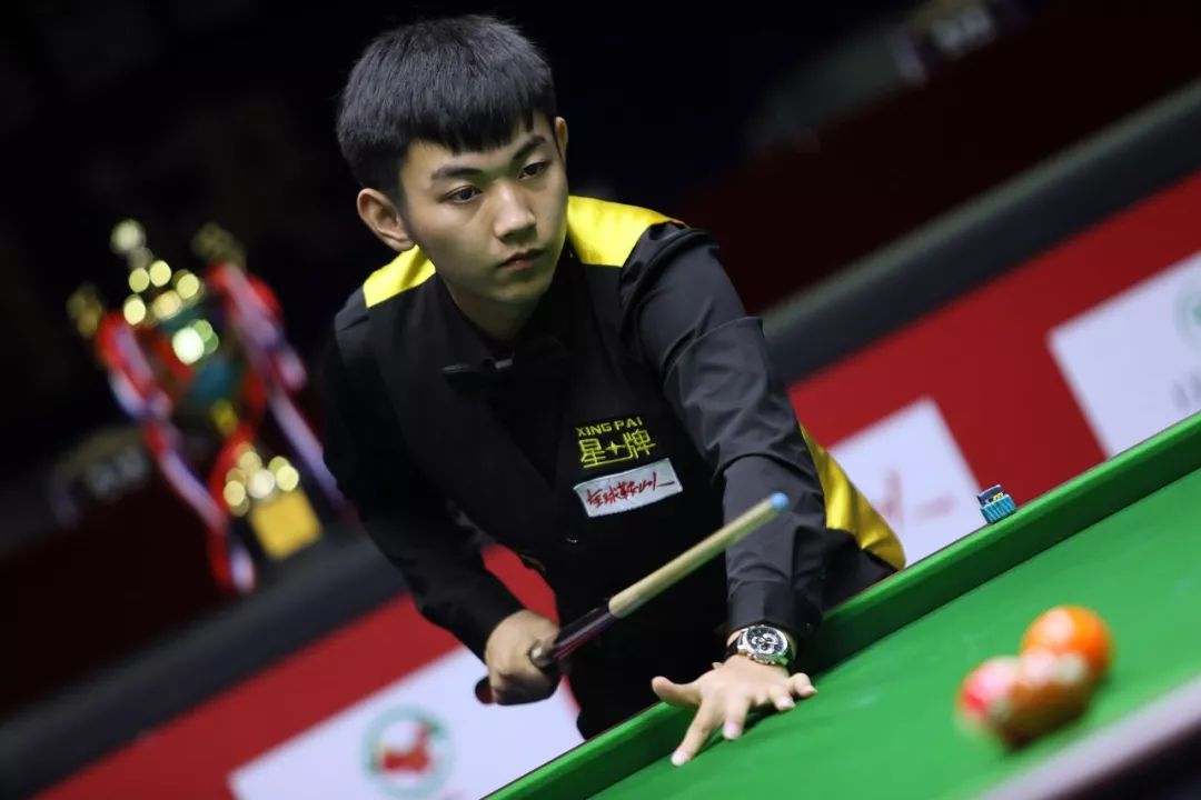 他的个人能 他的个人能