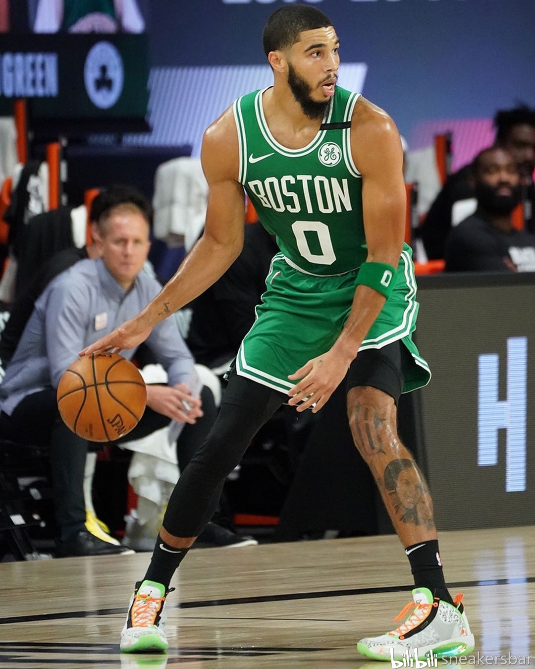 面对一位你 面对一位你