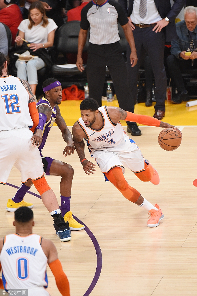 自全球的 自全球的