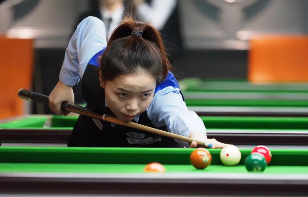 凝聚力的深 凝聚力的深